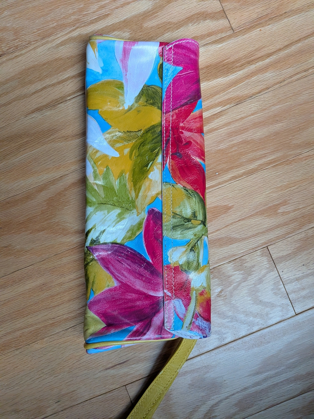 Maurizio Taiuti Floral Wristlet Clutch in Multicolor